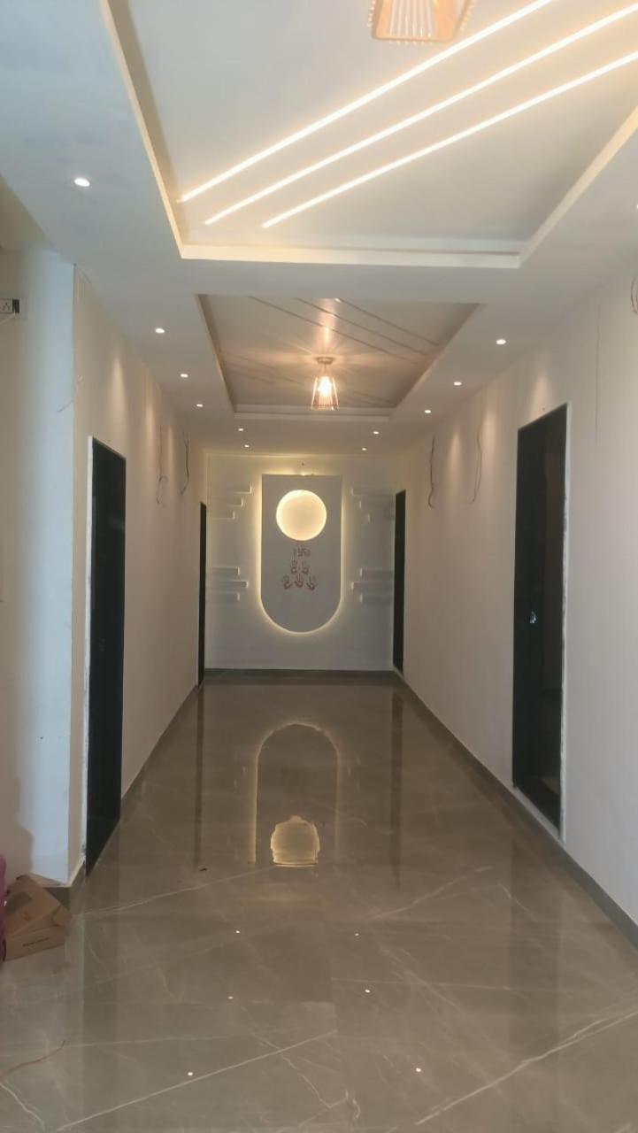 Maharaja Guest House Nashikkar Akalkot Eksteriør billede